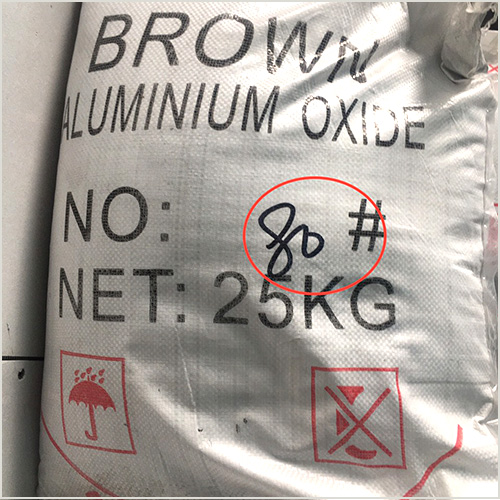 White aluminum oxide sand